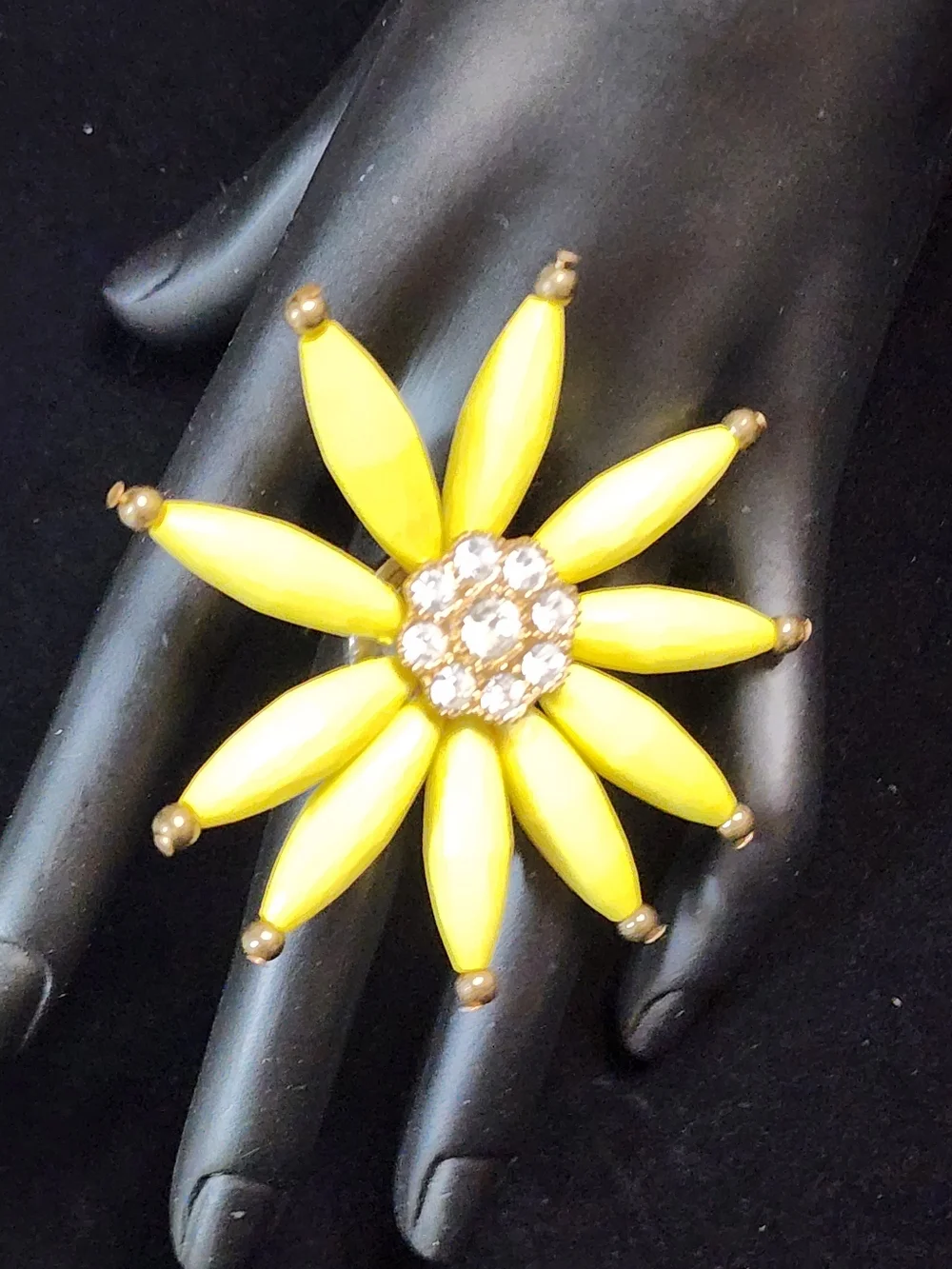 Vintage 1980s Statement Daisy Ring Yellow Enamel Rhinestone Center Oversized
